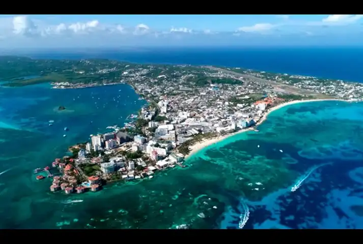 Mar de siete colores, Caribe