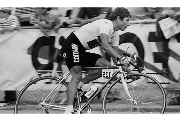 ciclista colombiano en el tour de francia